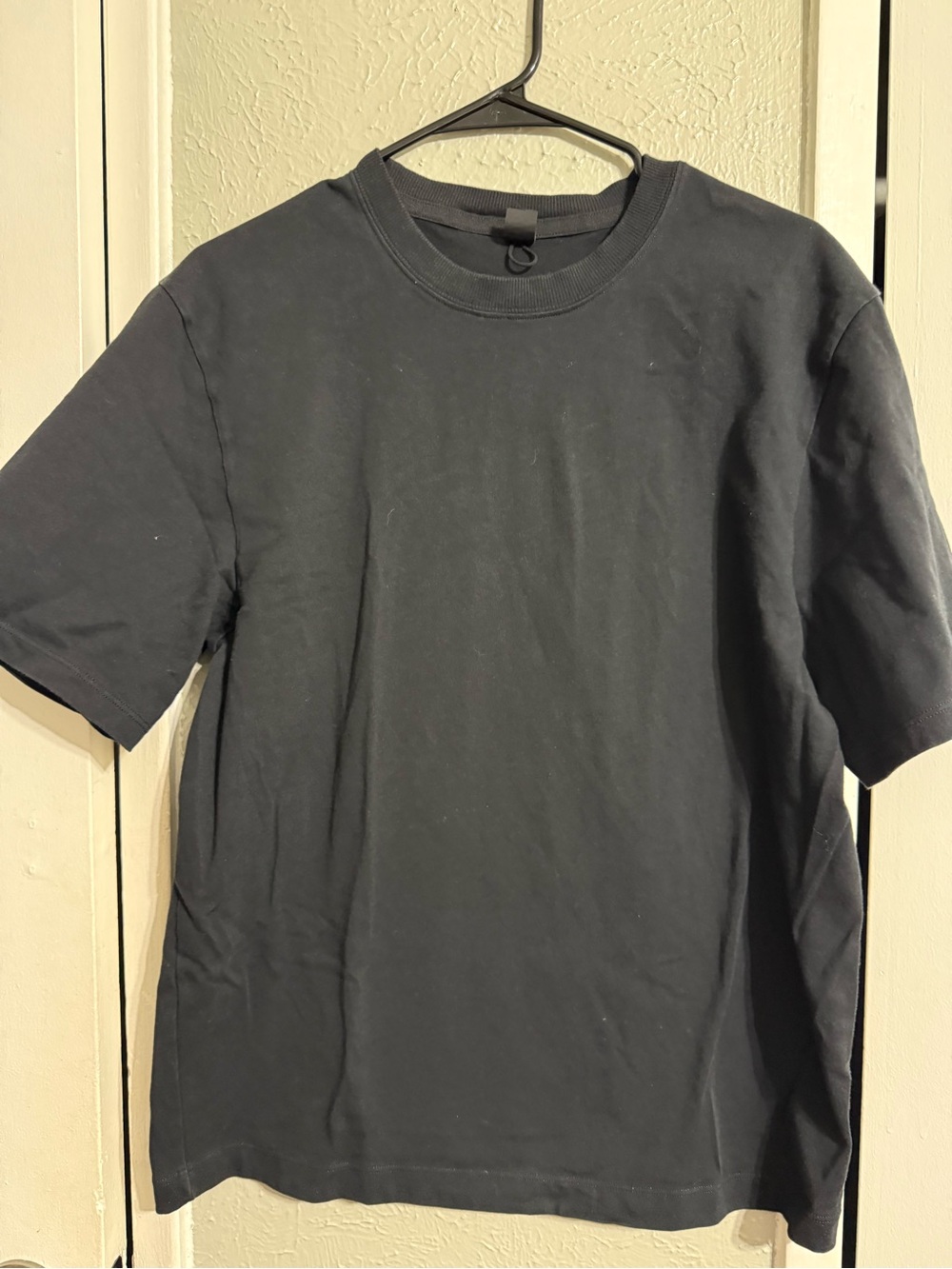 lululemon athletica Men’s Black Crew Short Sleeve Tee